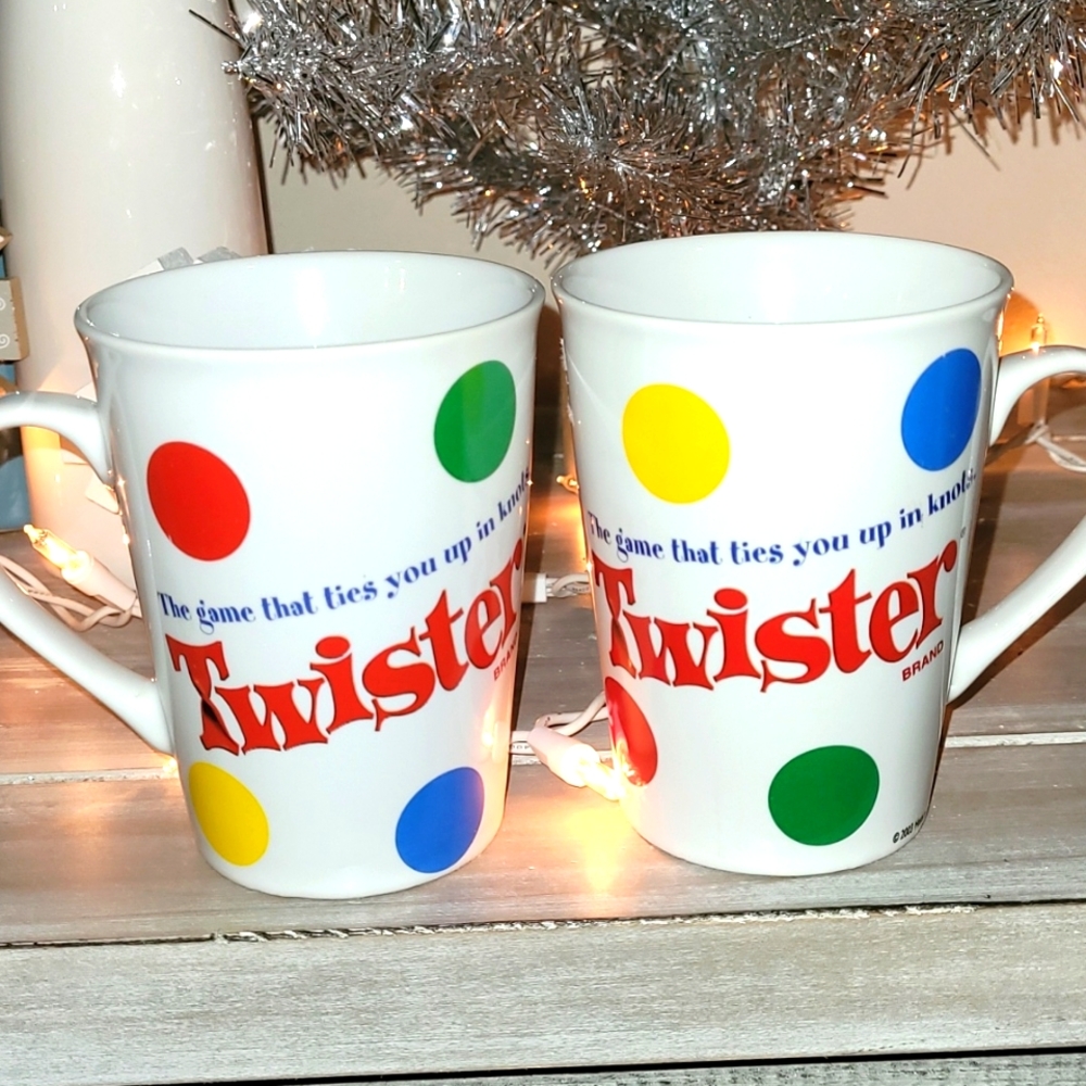 'Twister' game mugs (Set of two)
